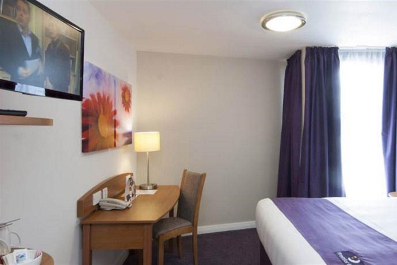 Premier Inn Blackpool Airport Exterior photo